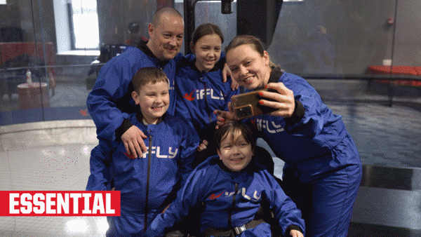 06 02 Ifly CA THUMBNAIL GROUPS ESSENTIAL